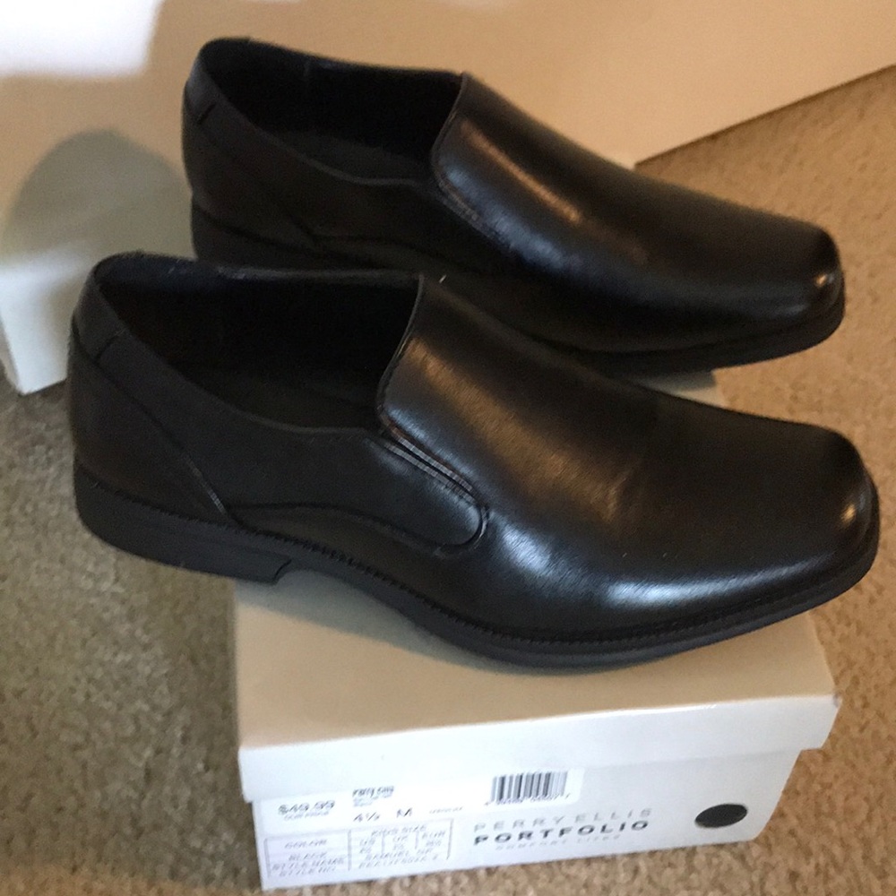 Boys dress shoes